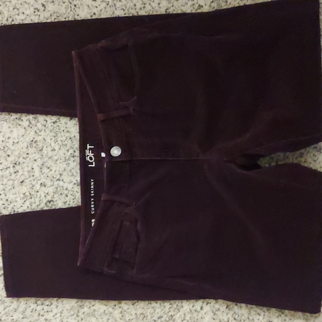 Loft Curvy Skinny High Rise Curvy Fit Maroon Corduroy Jeans Size 6